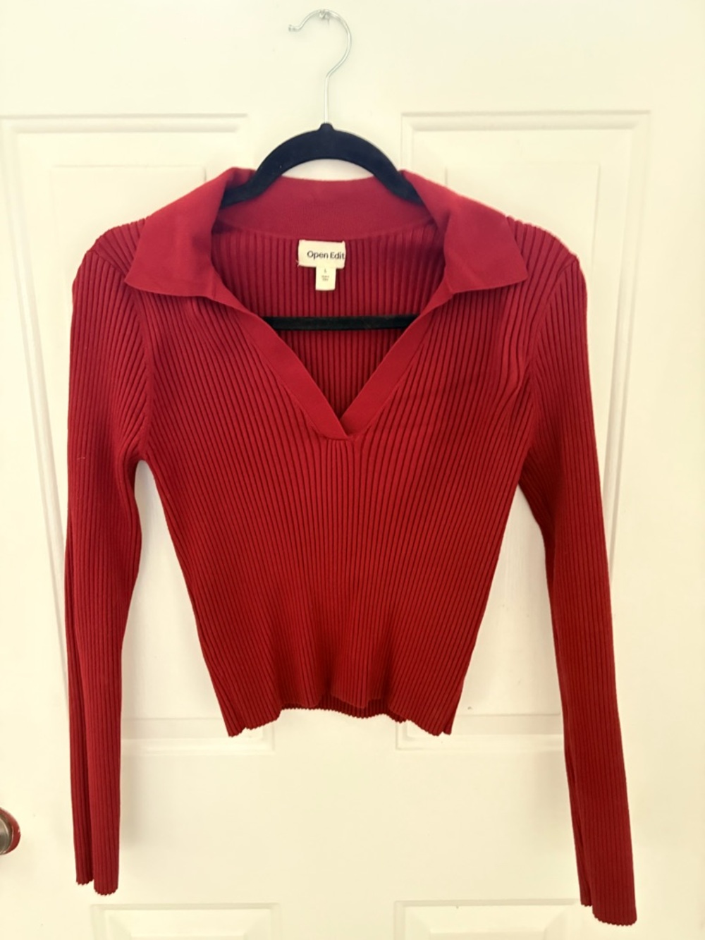 Red Ribbed V-Neck Collared Long Sleeve Top